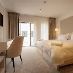 Arcade Hotel 3*