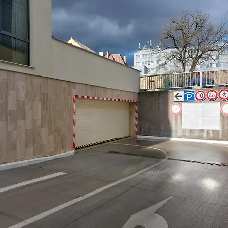 Arcade Hotel Banská Bystrica