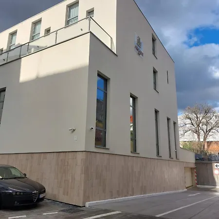 Arcade 3* Banská Bystrica