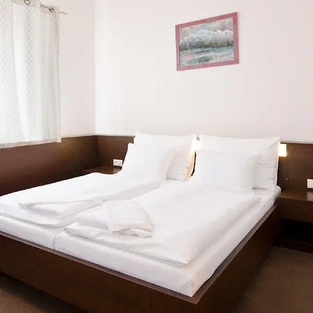 Arcade Hotel Banská Bystrica