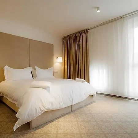 Arcade Hotel 3*